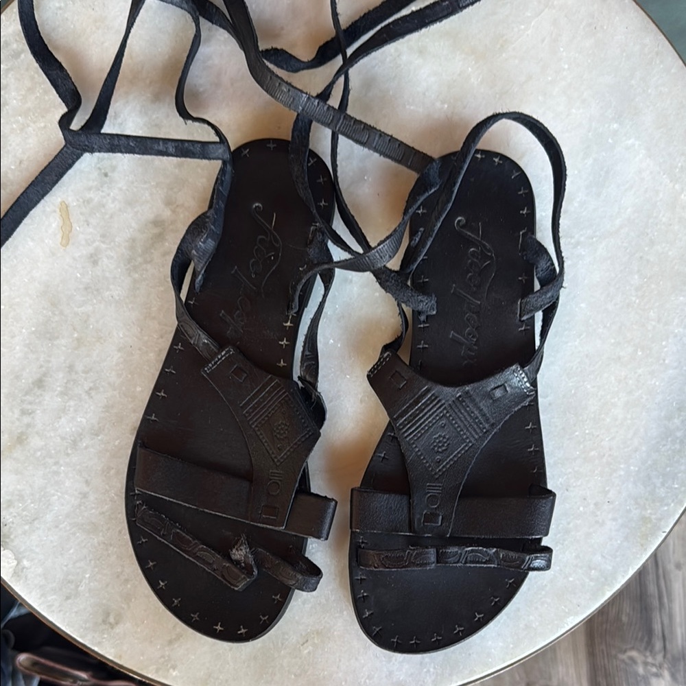 Free people black leather gladiator strappy sandals